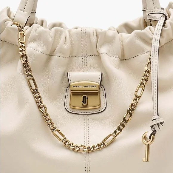 Marc Jacob’s The Cristina Tote - Picture 3 of 11